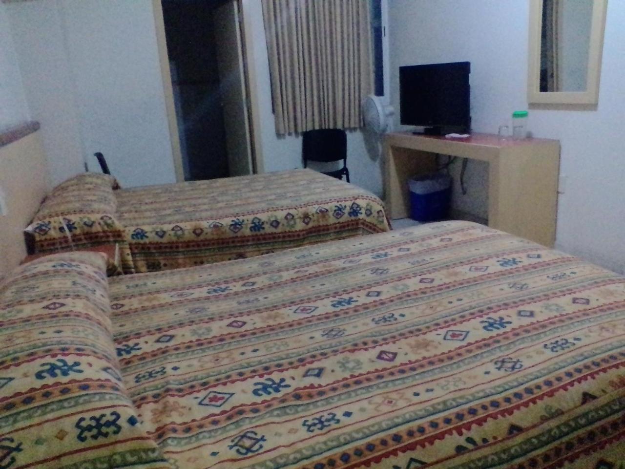 Hotel Montreal Λεόν Εξωτερικό φωτογραφία